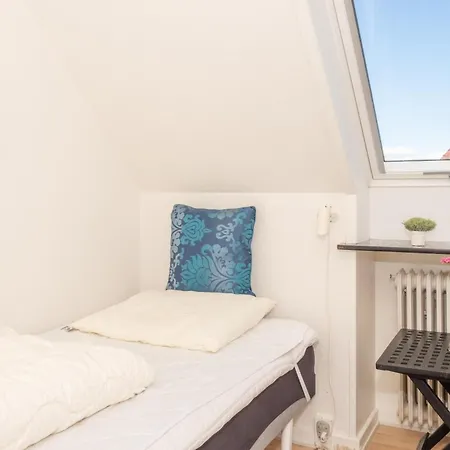 Centrally Located Townhouse In Close To The Pedestrian Street And Within Walking Distance Of The Harbour Ferienhaus