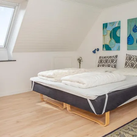 Centrally Located Townhouse In Close To The Pedestrian Street And Within Walking Distance Of The Harbour Ebeltoft